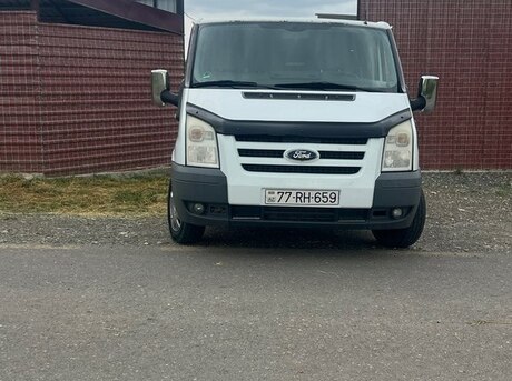 Ford Transit 2011