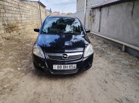 Opel Zafira 2008