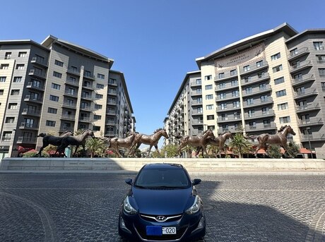 Hyundai Elantra 2015
