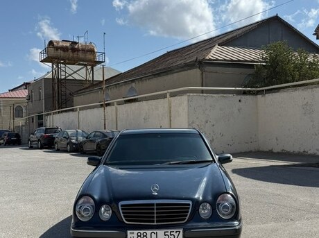 Mercedes E 220 2000