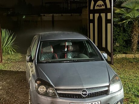 Opel Astra 2007