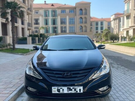 Hyundai Sonata 2010