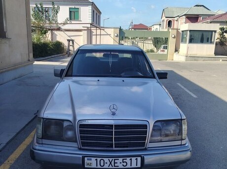 Mercedes 220 E 1994