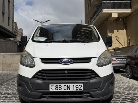 Ford Tourneo Custom 2015