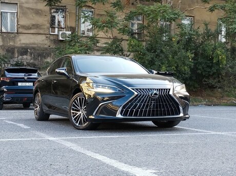 Lexus ES 250 2022