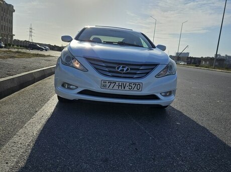 Hyundai Sonata 2011