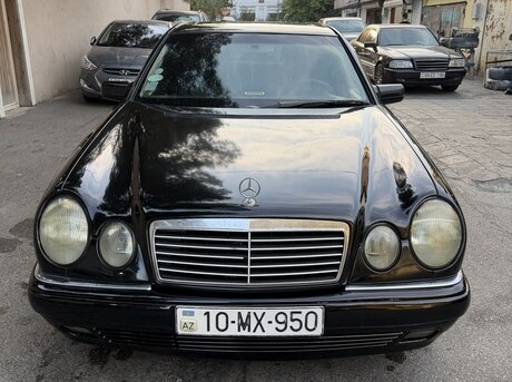 Mercedes E 240 1999