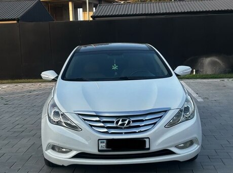 Hyundai Sonata 2010