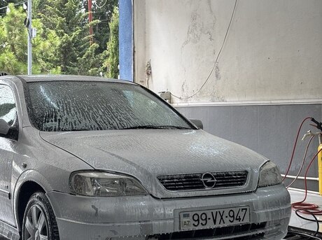 Opel Astra 2006