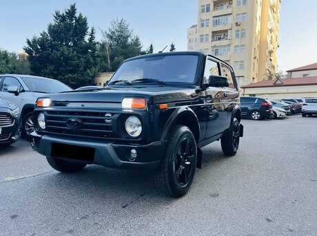 LADA (VAZ) Niva 2023