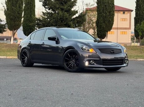 Infiniti G37S 2010