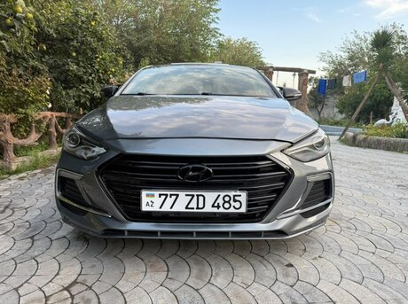 Hyundai Elantra 2017