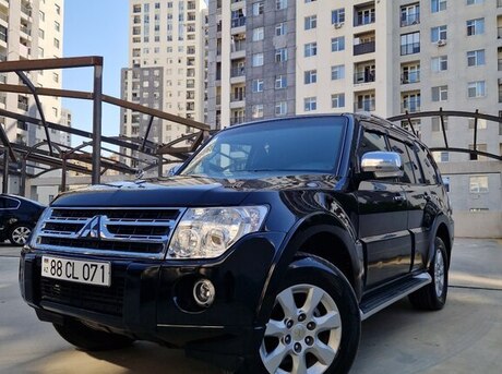 Mitsubishi Pajero 2010
