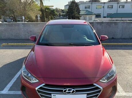 Hyundai Elantra 2018