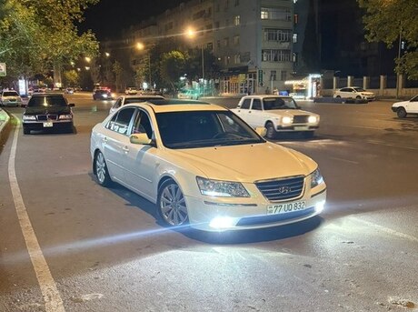 Hyundai Sonata 2009