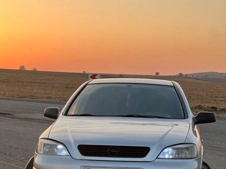 Opel Astra 1998