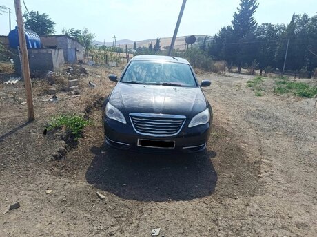 Chrysler 200 2012