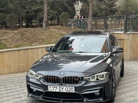 BMW 330 2018