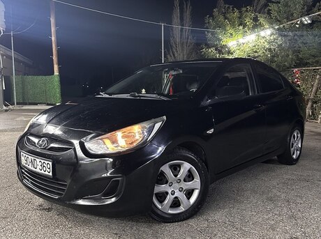 Hyundai Accent 2012