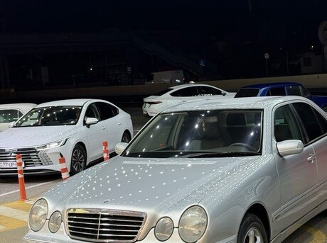 Mercedes E 200 2001