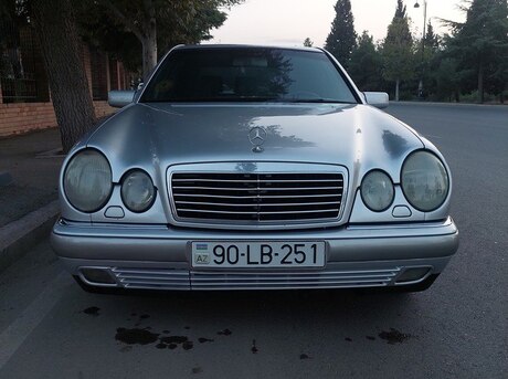 Mercedes E 240 1997