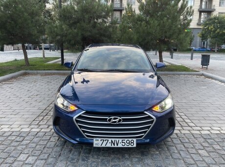 Hyundai Elantra 2017