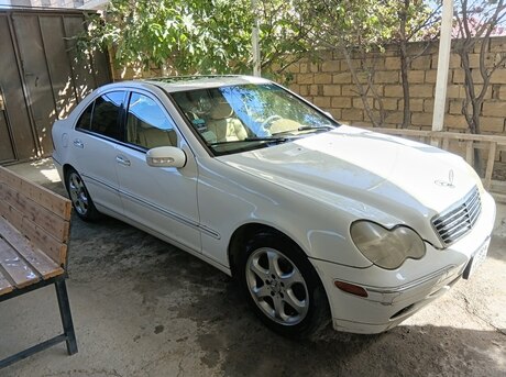 Mercedes C 240 2003