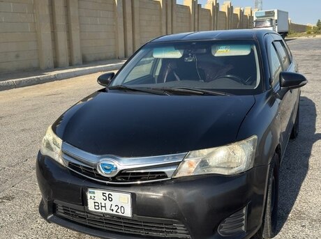 Toyota Corolla Fielder 2014