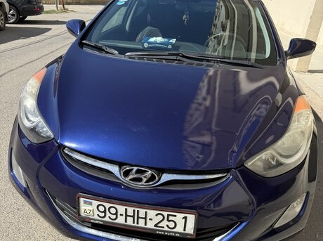 Hyundai Elantra 2013