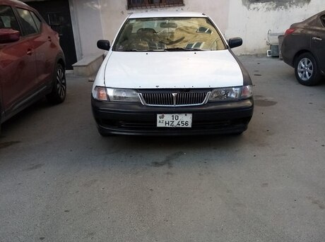 Nissan Sunny 1999