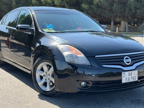 Nissan Altima 2008