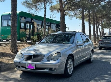 Mercedes C 240 2001