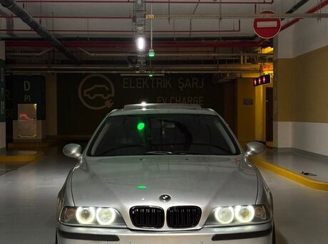 BMW 525 2001