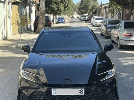 Toyota Camry 2025