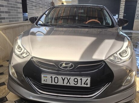 Hyundai Elantra 2012