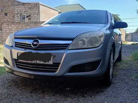Opel Astra 2007