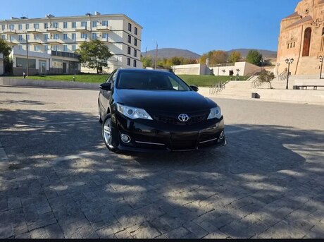 Toyota Camry 2013