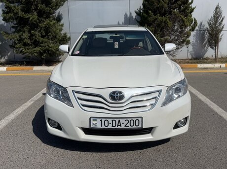 Toyota Camry 2011