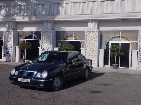 Mercedes E 280 2000