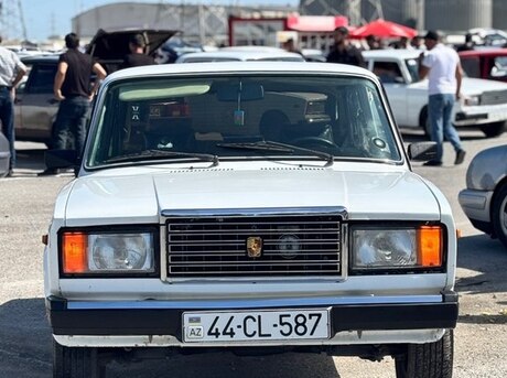 LADA (VAZ) 2107 2004