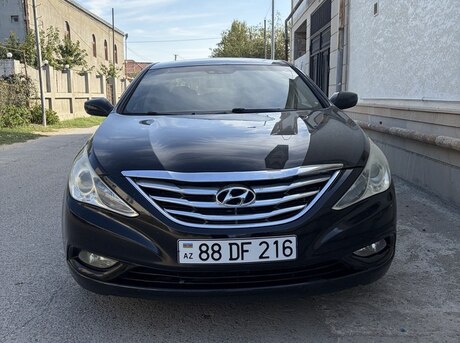 Hyundai Sonata 2010