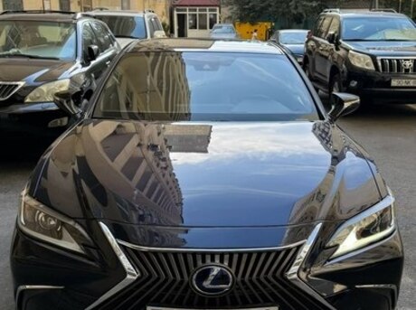Lexus ES 300h 2020