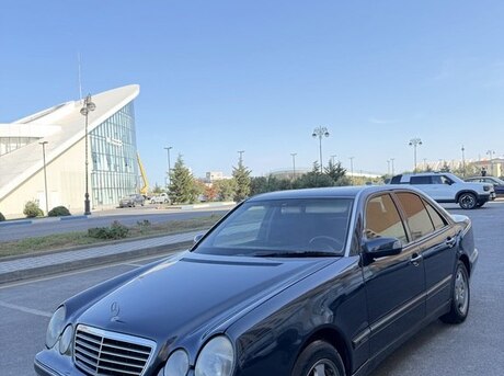 Mercedes E 220 1999