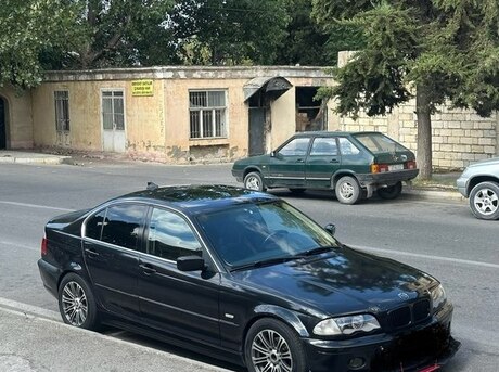 BMW 325 2000