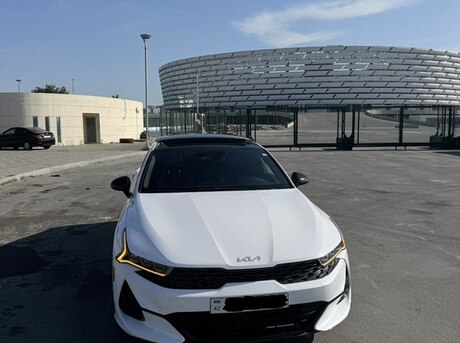 Kia K5 2023