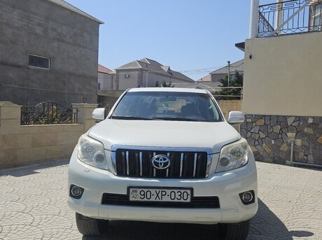 Toyota Land Cruiser Prado 2012