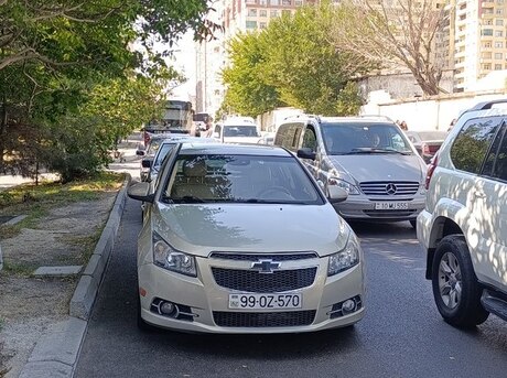 Chevrolet Cruze 2012
