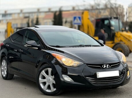 Hyundai Elantra 2012