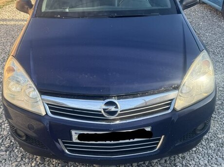 Opel Astra 2007