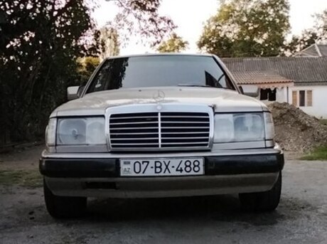 Mercedes 230 E 1992